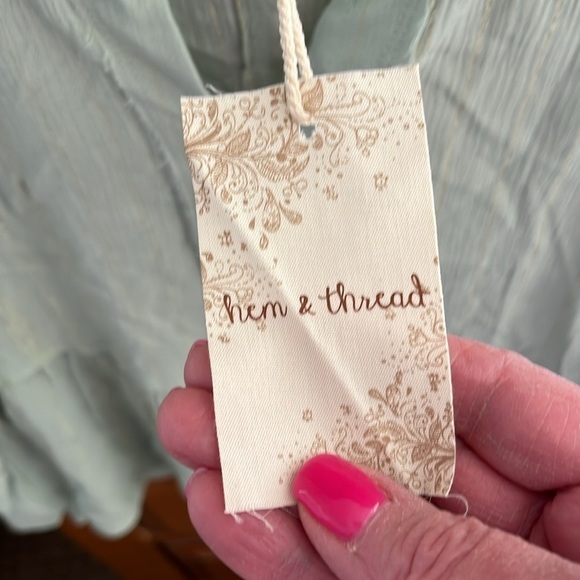 Hem & Thread Women’s Sage Babydoll Top Size Small NEW - Picture 2 of 9